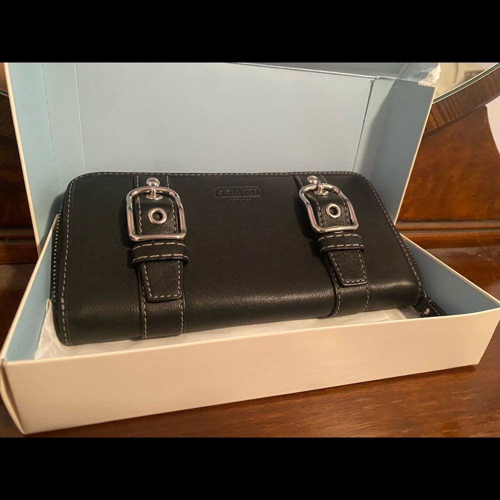 Coach wallet